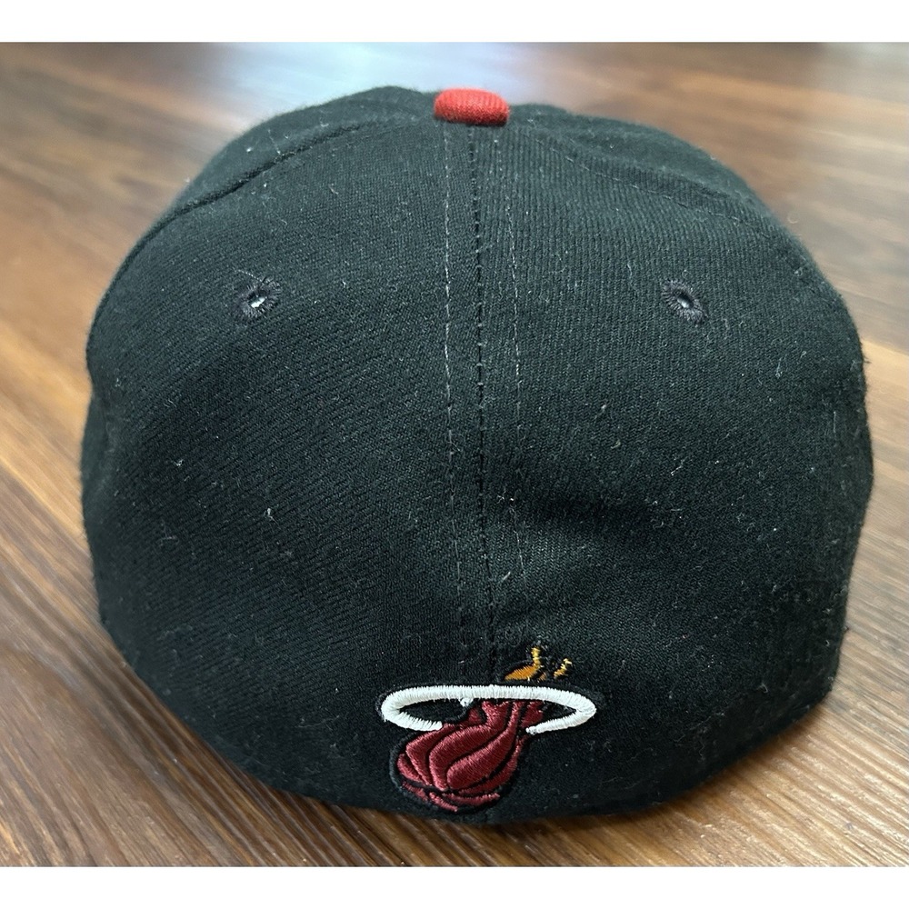 Miami Heat Back To Back Champions 2012-2013 Hat New Era 59Fifty 7 1/8‎ Black Red - Picture 5 of 14